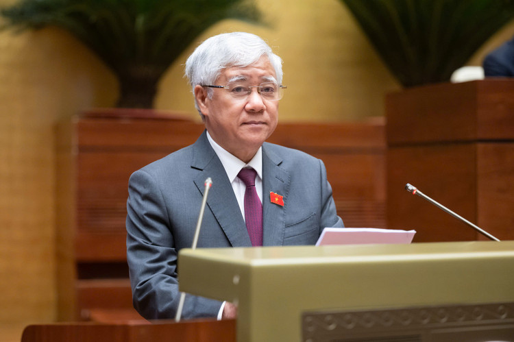 Sữa giả, thuốc giả bị điểm tên ở nghị trường Quốc hội Sua gia, thuoc gia bi diem ten o nghi truong Quoc hoi