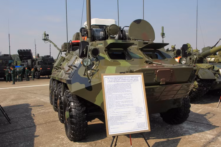 Chiem nguong dan xe tang, phao chu luc Quan doi Nhan dan Viet Nam-Hinh-3