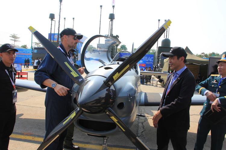 “Muc so thi” may bay huan luyen dau tien san xuat tai Viet Nam-Hinh-2