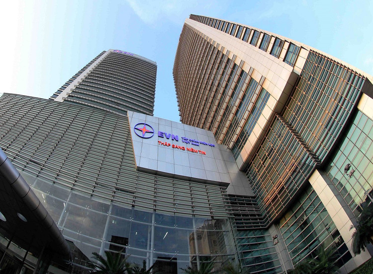 Bat tam giam 5 can bo Tap doan Dien luc va Bo Cong Thuong