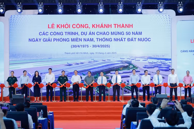 Thu tuong Pham Minh Chinh: 80 cong trinh, du an la…“don bay” phat trien dat nuoc-Hinh-2