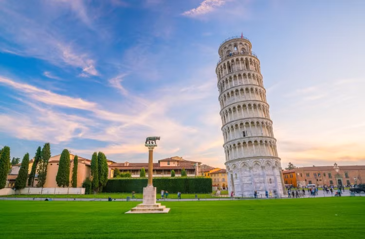 Bat ngo ly do thap nghieng Pisa tram nam khong do-Hinh-3