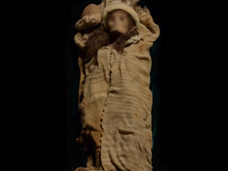 Mo mo co 'cong chua Tan Cuong', giat minh xac uop dang mim cuoi