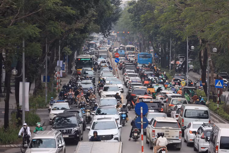 Giao thong Ha Noi un u nhung ngay giap Tet-Hinh-11