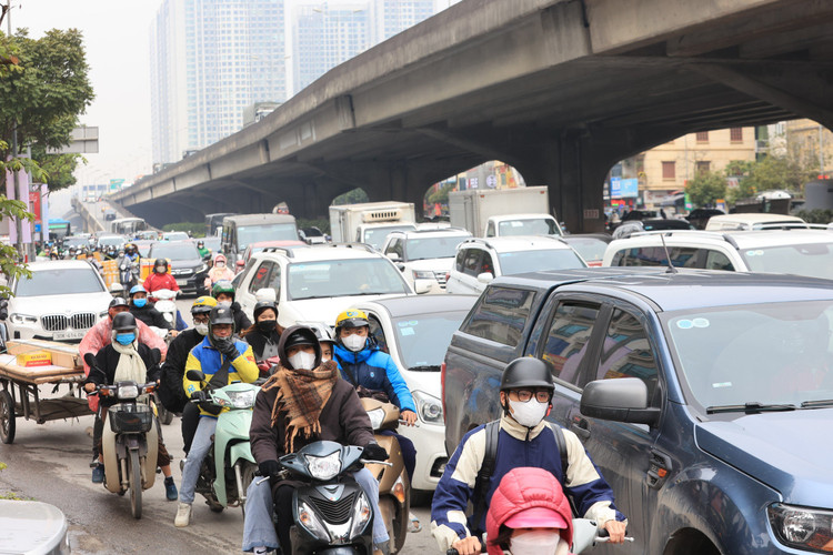 Giao thong Ha Noi un u nhung ngay giap Tet-Hinh-7