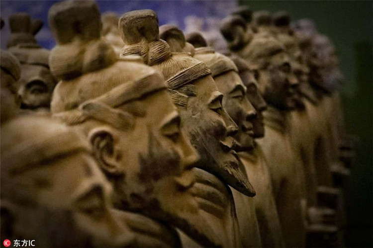 Giai ma quy trinh tao ra doi quan dat nung cua Tan Thuy Hoang-Hinh-3