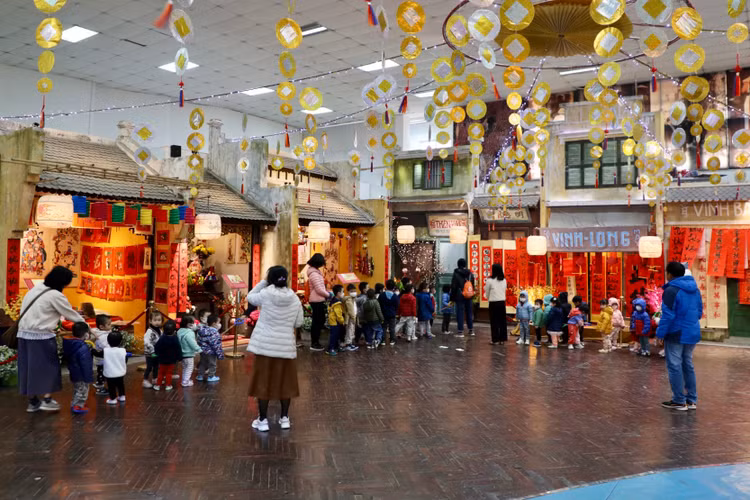 Check-in khong gian Tet co truyen tai Hoang thanh Thang Long