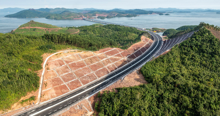 Tinh nao so huu tuyen cao toc dai nhat, hien dai nhat?-Hinh-6