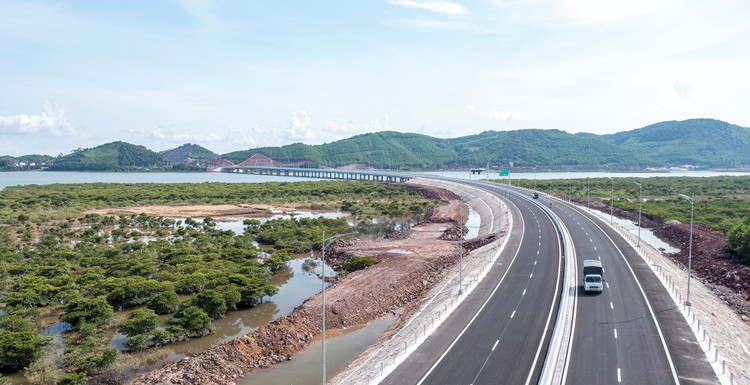 Tinh nao so huu tuyen cao toc dai nhat, hien dai nhat?-Hinh-7