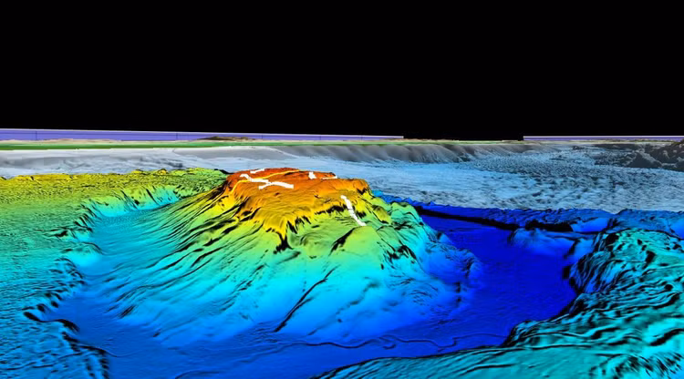 Phat hien vet nut khong lo, bi mat Dia Trung Hai “song day”-Hinh-8