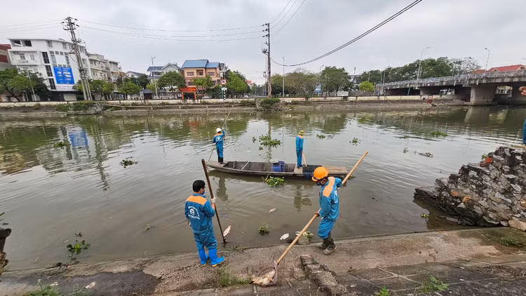 Ca chet troi tran ngap song Sat, may xuc duoc dieu truc vot-Hinh-7