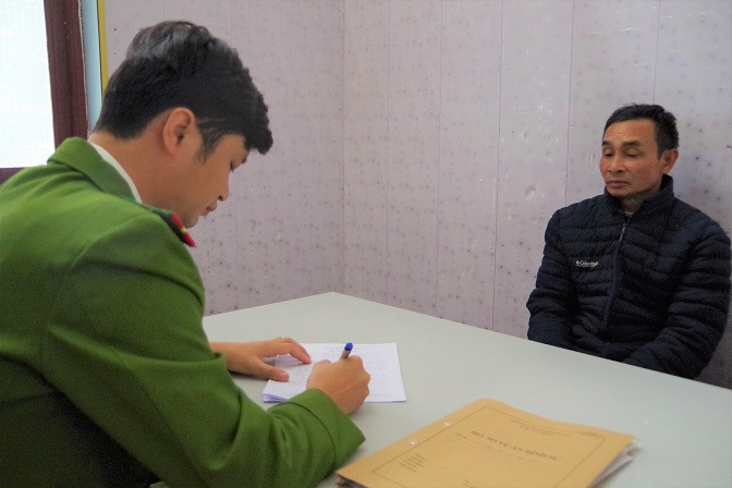 Hai Duong: Than nhien cho 32 kg thuoc no tren quoc lo…di ban-Hinh-3