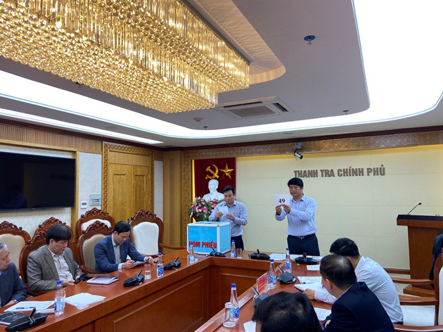 Boc tham chon 67 can bo o cac bo, nganh de xac minh tai san