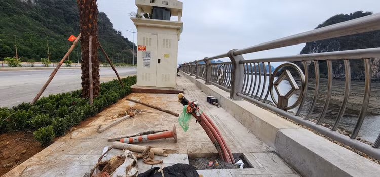 Mot tuyen duong 2 lan khanh thanh o Quang Ninh-Hinh-2