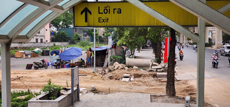 Tram trung chuyen 200 ty cua Transerco chua xay xong, xe buyt do la liet-Hinh-4