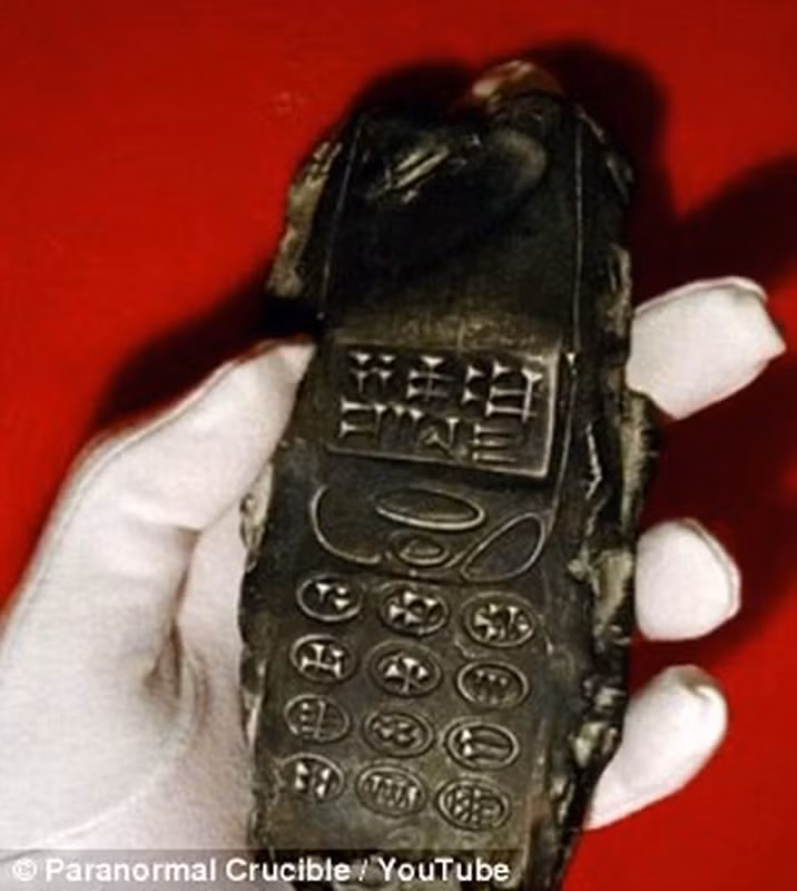 Mo mo co, chuyen gia thot tim thay “dien thoai Nokia” xuyen khong?-Hinh-2