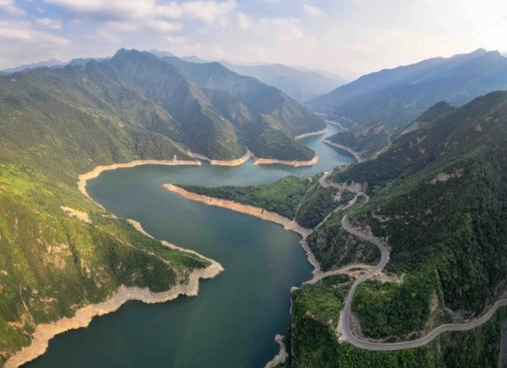 Bí ẩn vùng đất “long mạch” nhất Trung Quốc, đế vương thi nhau hội tụ Bi an vung dat “long mach” nhat Trung Quoc, de vuong thi nhau hoi tu