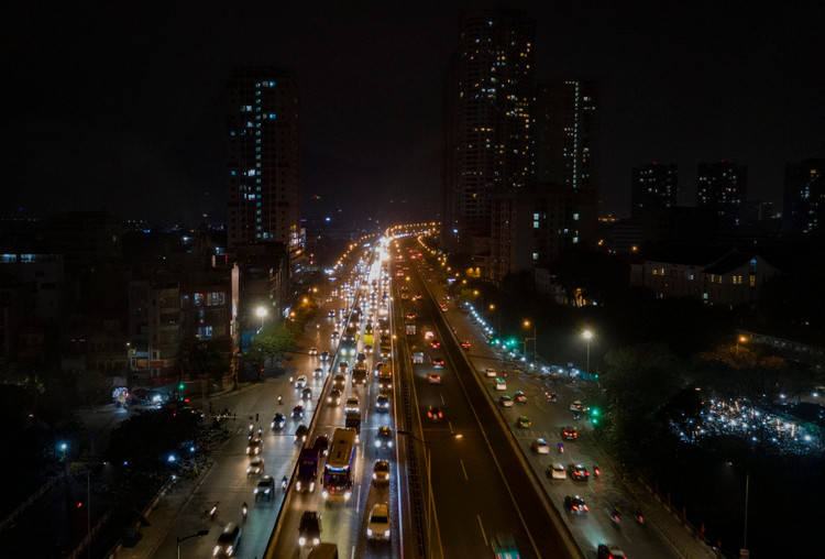 Ha Noi: Vanh dai 3 un tac xuyen dem ngay dau nghi Tet-Hinh-2