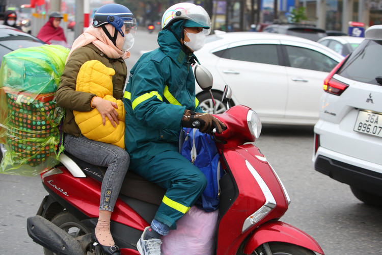 Ha Noi: Vanh dai 3 un tac xuyen dem ngay dau nghi Tet-Hinh-11