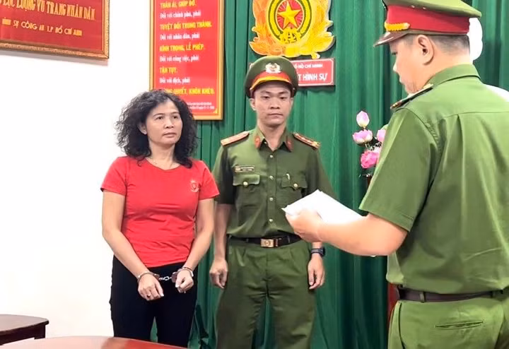 Nha bao Han Ni tu “bi hai” tro thanh “bi can“: Mang ao…tu that?