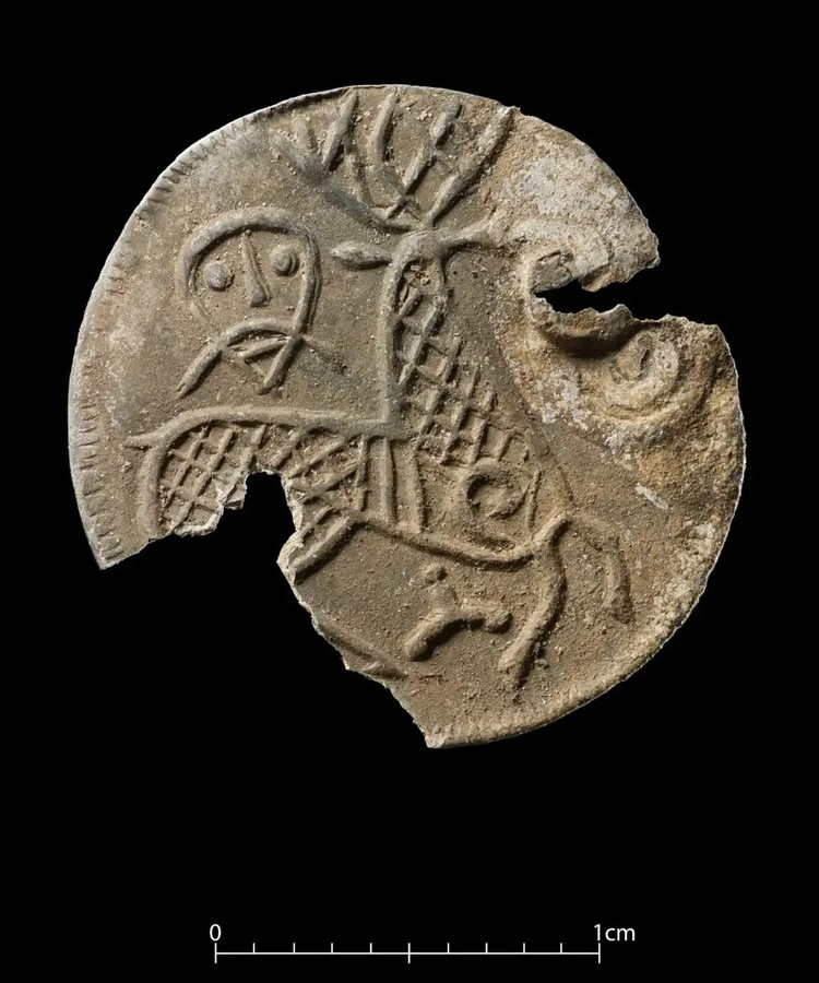 Khai quat mo co o Nauy, chuyen gia tai mat khi thay vat 'la'-Hinh-2