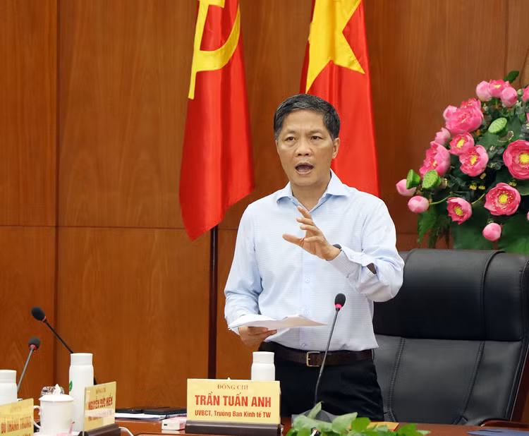 21 Uy vien Bo Chinh tri, Ban Bi thu duoc Trung uong lay phieu tin nhiem-Hinh-16