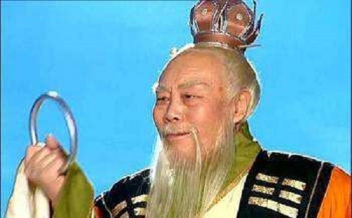 Bao boi khac che gay Nhu Y cua Ton Ngo Khong-Hinh-6