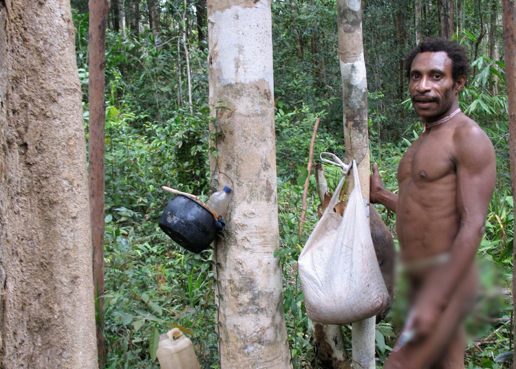 Choang vang cuoc song o cac bo toc bi an nhat Trai Dat-Hinh-9