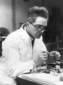 Du doan chinh xac ve the gioi 2025 cua giao su nguoi Anh-Hinh-3