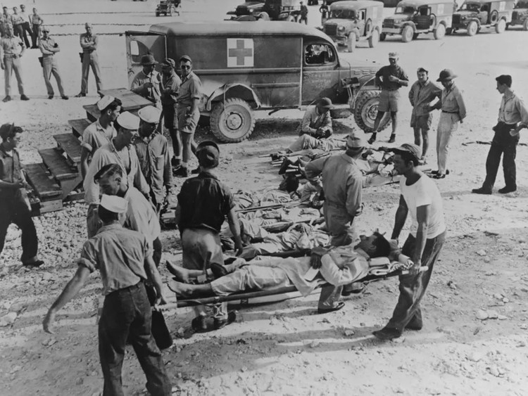 Chan dong tau chien trung ngu loi, thuy thu bi ca map truy sat-Hinh-8