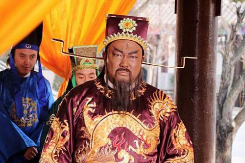 Bi an cai chet cua Bao Cong, loi don trung doc co dung?