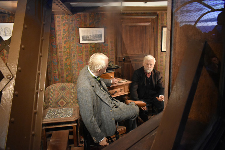 Soi khong gian bi mat o nhung cong trinh noi tieng the gioi-Hinh-4