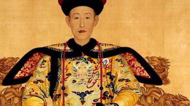 Loi tien tri cua thay tuong so khien Can Long so hai, voi nhuong ngoi-Hinh-3