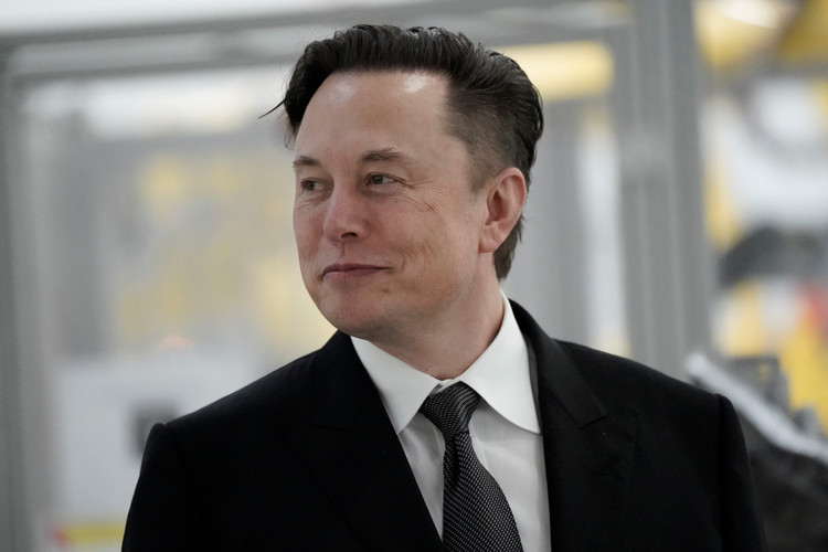 Ty phu Elon Musk hua hen tiet lo gi ve nguoi ngoai hanh tinh?-Hinh-7