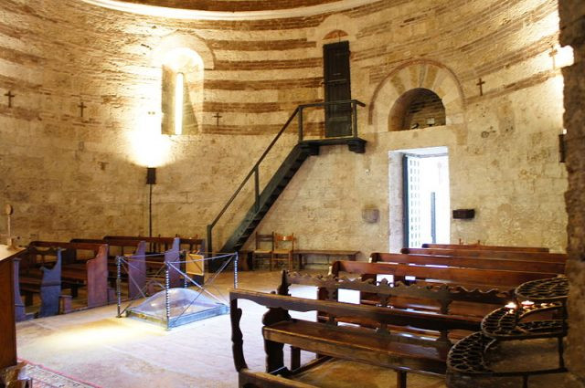 Bi an tram nam “thanh guom trong da” noi tieng thoi Trung co-Hinh-2