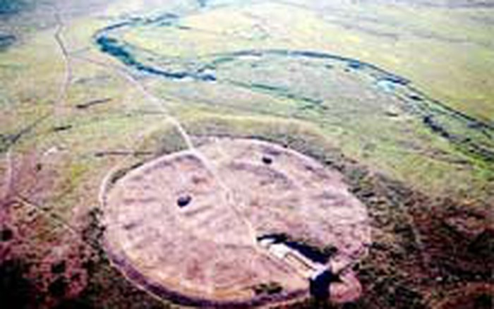 Bi an dia diem duoc menh danh la Stonehenge cua Nga-Hinh-7