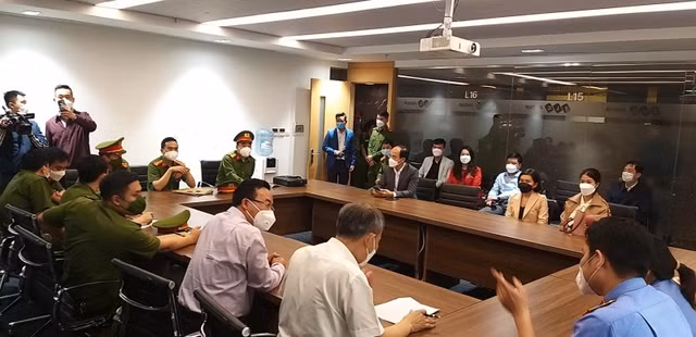 6 dai an tham nhung gay phan no du luan nam 2022-Hinh-19