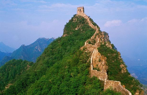 Vì sao Vạn Lý Trường Thành có nhiều lối đi ngàn năm không giải? - Hình 2 Vi sao Van Ly Truong Thanh co nhieu loi di ngan nam khong giai?-Hinh-2