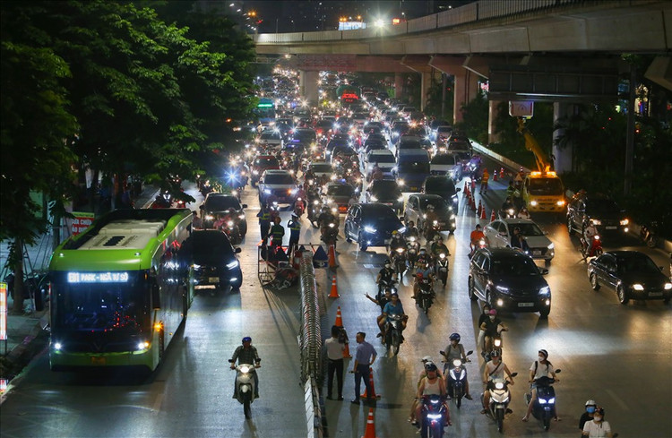 Đường Nguyễn Trãi...Tổng cộng giai đoạn 1 dự kiến xây dựng 15 trạm thu phí tại 9 vị trí. Đường Nguyễn Trãi...Tổng cộng giai đoạn 1 dự kiến xây dựng 15 trạm thu phí tại 9 vị trí.