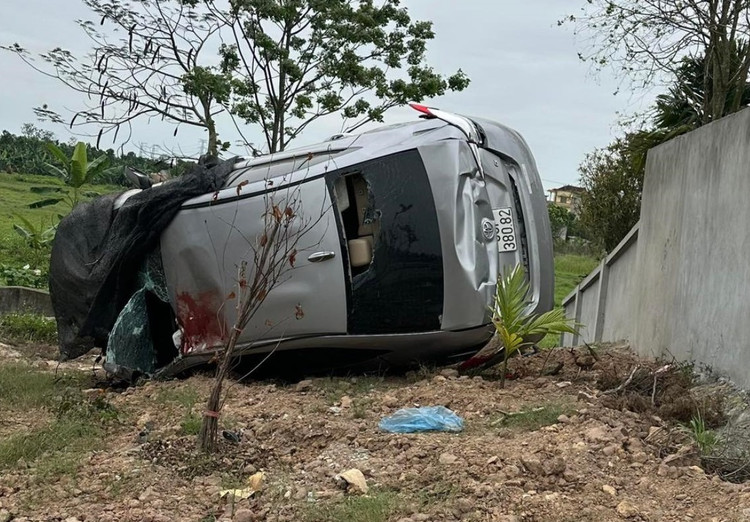 Hải Dương: 2 vụ TNGT nghiêm trọng, 4 người tử vong Hai Duong: 2 vu TNGT nghiem trong, 4 nguoi tu vong