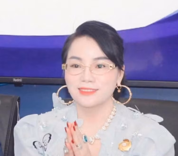 Tim nan nhan vu ban vang gia cua Cong ty Coco Lee Diamond