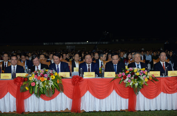 Thuong truc Ban Bi thu du le ky niem 110 nam thanh lap tinh Kon Tum-Hinh-2