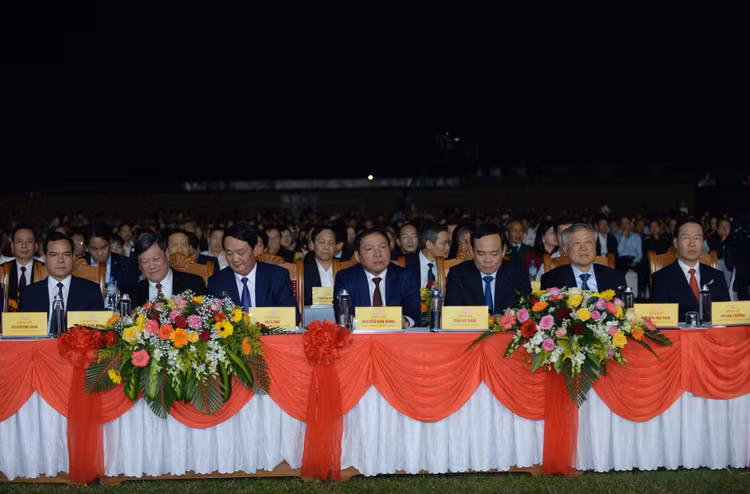 Thuong truc Ban Bi thu du le ky niem 110 nam thanh lap tinh Kon Tum-Hinh-2