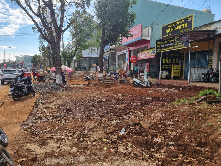 Chat re cay khi thi cong via he o TP Pleiku: Xu ly the nao?-Hinh-2