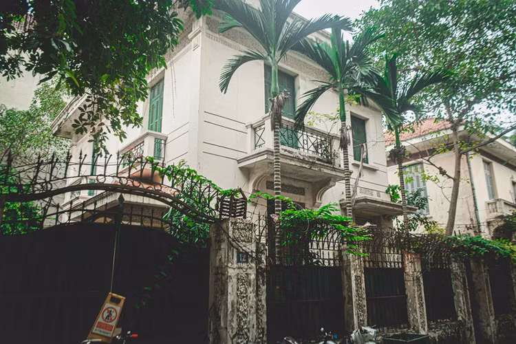 Biet thu cuu Chu tich Ha Noi tung o van bi bo hoang