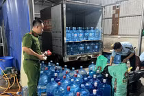 Hà Nội triệt phá vụ sản xuất nước Lavie giả quy mô lớn