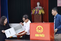 Tên gọi thùng phiếu, hòm phiếu hay hòm phiếu bầu cử?