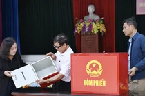 Tên gọi thùng phiếu, hòm phiếu hay hòm phiếu bầu cử?