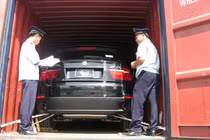 Đề xuất siết chặt nhập khẩu xe ô tô làm quà biếu, quà tặng