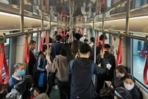 Giá xăng tăng, cơ hội dịch chuyển sang giao thông xanh?